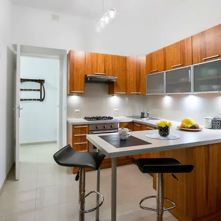 Cichy Apartament Obok Wawelu Tarlowska Krakov Exteriér fotografie